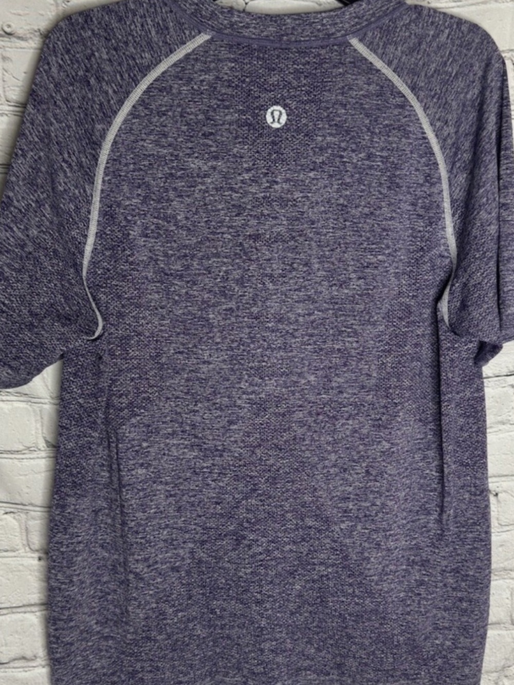 Lululemon Men Metal Vent Tech Short Sleeve Shirt Heathered Purple Size Large